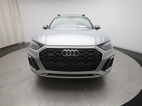 Used 2023 Audi Q5 2.0T Premium w/ Convenience Package AWD/4WD image 11
