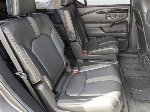 Used 2024 Honda Pilot EX-L image 18