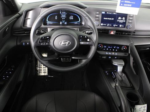 Certified 2026 Hyundai Elantra Sport FWD image 8