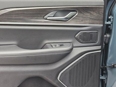 New 2026 Jeep Grand Cherokee Limited image 22