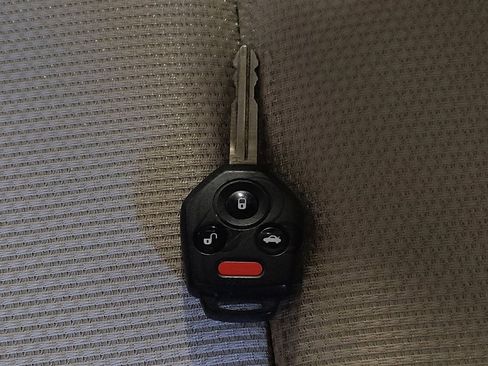 Used 2023 Subaru Impreza 2.0i image 32