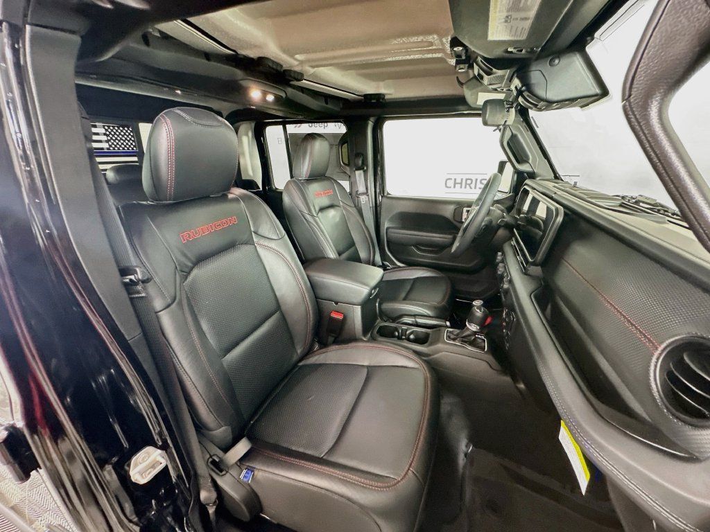 Used 2025 Jeep Gladiator Rubicon AWD/4WD image 28