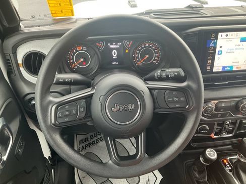 Used 2026 Jeep Wrangler Unlimited Sport AWD/4WD image 23
