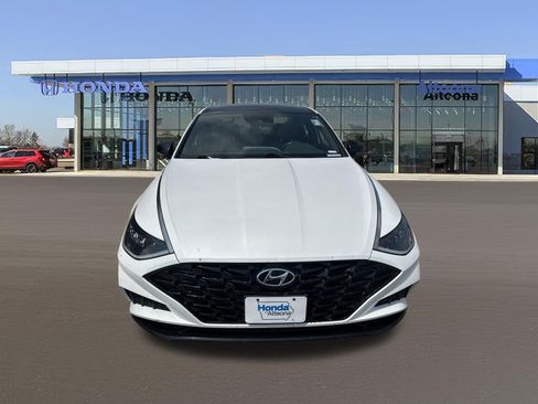 Used 2021 Hyundai Sonata SEL Plus w/ Tech Package FWD image 7