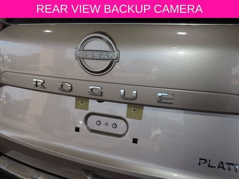 Used 2023 Nissan Rogue Platinum w/ Platinum Premium Package image 15
