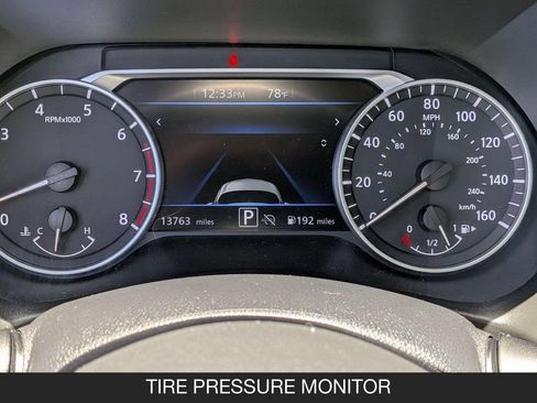 Used 2024 Nissan Sentra SR FWD image 19