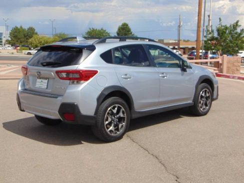 Used 2020 Subaru Crosstrek 2.0i Premium w/ Moonroof Package 1 AWD/4WD image 4