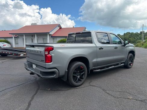 Used 2024 Chevrolet Silverado 1500 RST w/ Redline Edition AWD/4WD image 10