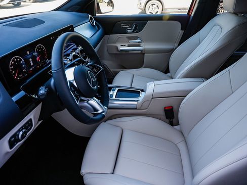 New 2026 Mercedes-Benz GLA 250 4MATIC image 18