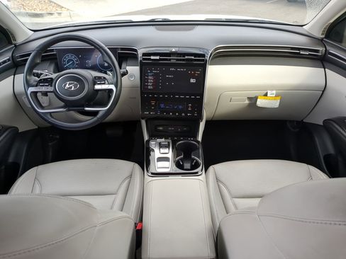 Used 2024 Hyundai Tucson Limited image 29