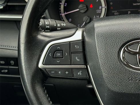 Certified 2023 Toyota Highlander LE image 18