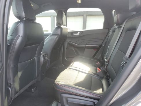 Used 2025 Ford Escape ST-Line Select AWD/4WD image 24