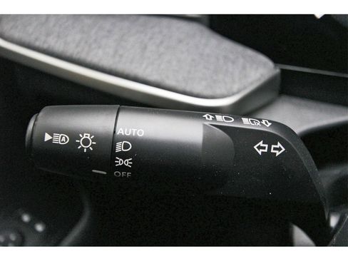 New 2026 Nissan Kicks SV image 17