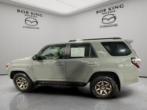 Used 2023 Toyota 4Runner TRD Off-Road AWD/4WD image 2