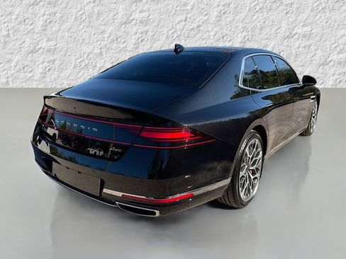 Used 2025 Genesis G90 3.5T image 3