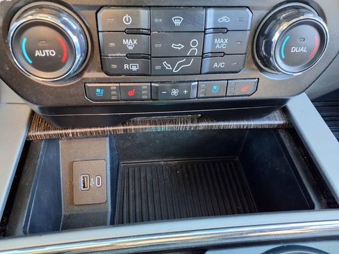 Used 2021 Ford F250 Lariat w/ Lariat Value Package image 16