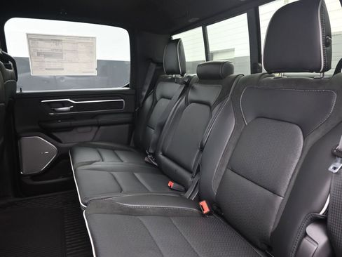 New 2026 RAM 1500 Laramie AWD/4WD image 16