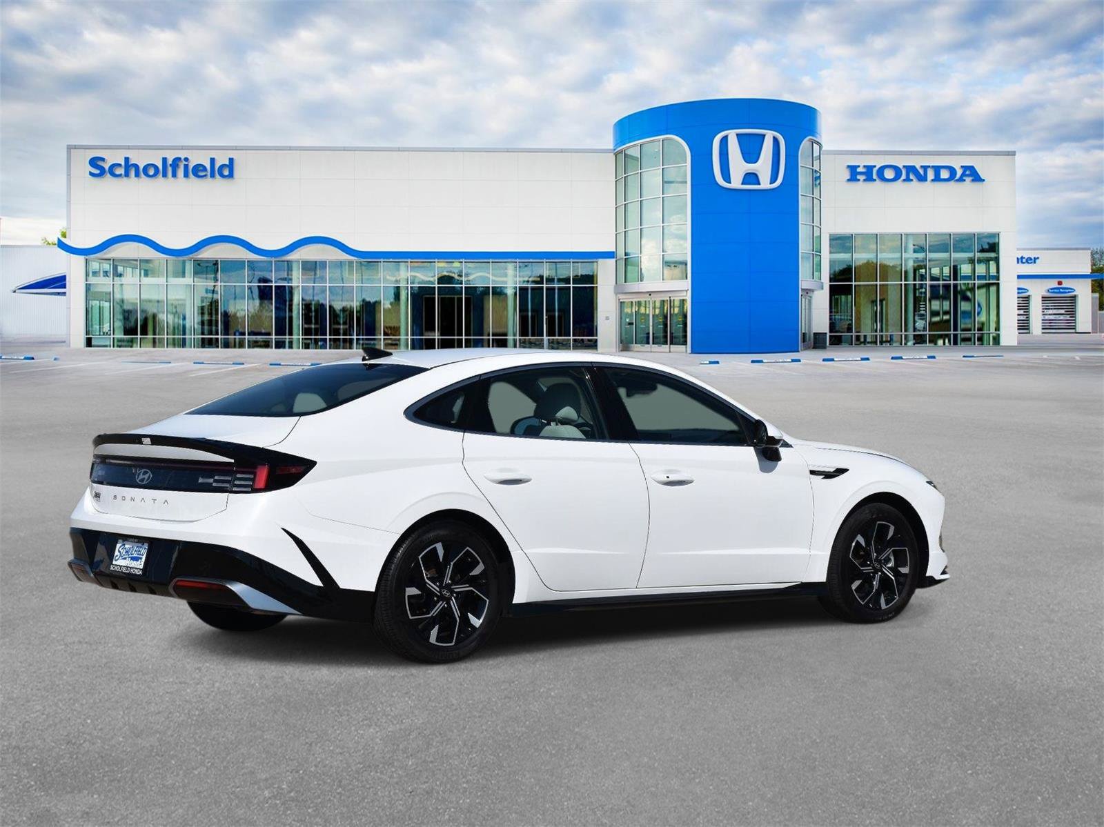 Used 2025 Hyundai Sonata SEL FWD image 3