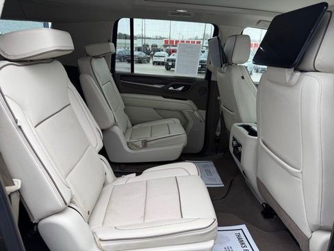 Used 2021 GMC Yukon XL Denali image 23