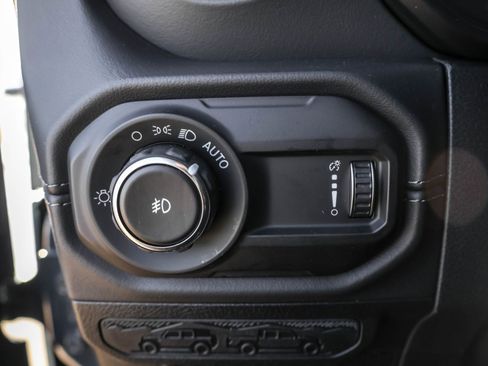 New 2026 Jeep Wrangler Sahara image 32