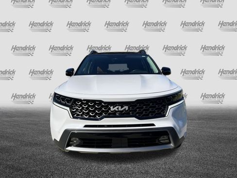 Used 2023 Kia Sorento SX Prestige image 3
