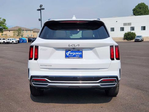 Used 2023 Kia Sorento S w/ Panoramic Sunroof Package image 14