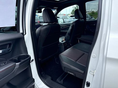 Used 2022 Honda Ridgeline Black Edition image 17