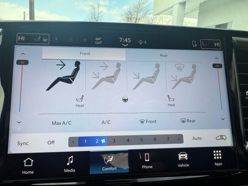 New 2026 Chrysler Pacifica Select image 22