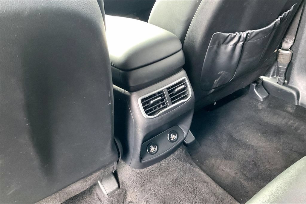 Used 2023 Hyundai Santa Fe SEL w/ Premium Package AWD/4WD image 11