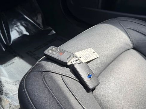 Used 2016 Volvo S80 T5 Platinum FWD image 39