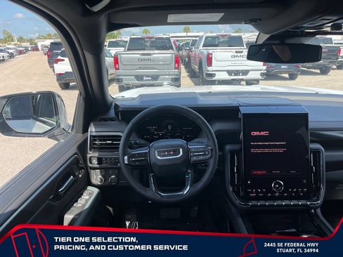 New 2026 GMC Yukon XL AT4 AWD/4WD image 14
