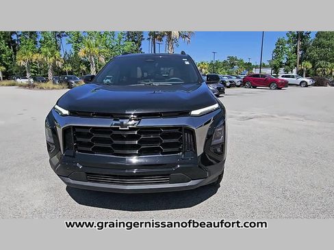 Used 2025 Chevrolet Equinox ACTIV w/ Safety and Technology Package FWD image 22