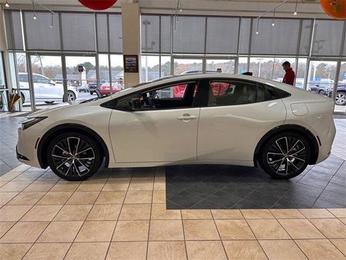 Certified 2025 Toyota Prius Limited image 6