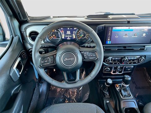 Used 2024 Jeep Wrangler Sport S image 21