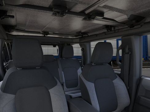 New 2025 Ford Bronco 4-Door image 14