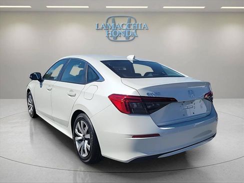 Used 2023 Honda Civic LX image 3