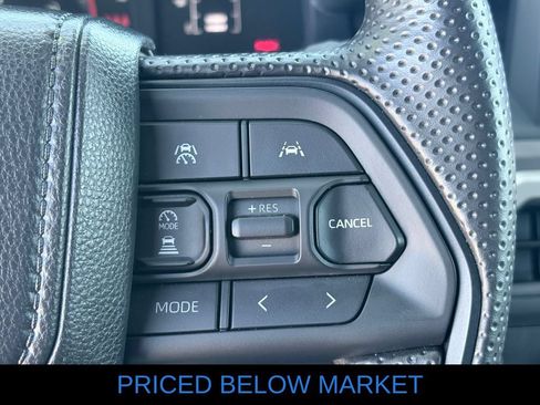 Used 2024 Toyota Tacoma SR5 AWD/4WD image 13