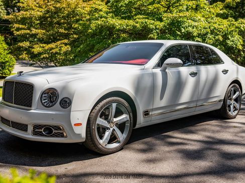 Used 2019 Bentley Mulsanne Speed image 14