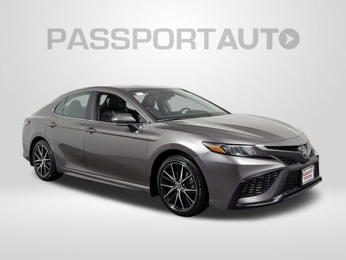 Certified 2024 Toyota Camry SE w/ Cold Weather Package FWD image 12