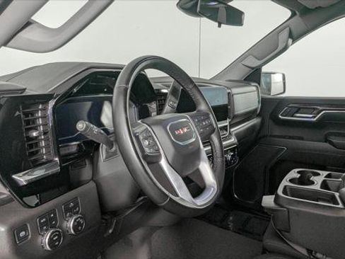 Used 2023 GMC Sierra 1500 SLE AWD/4WD image 26