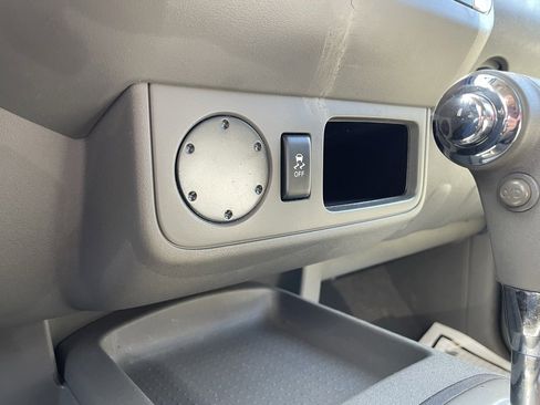 Used 2018 Nissan Frontier S image 19