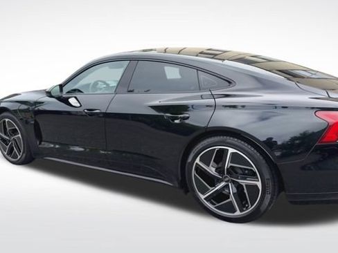 Used 2023 Audi e-tron GT Premium Plus w/ Performance Package AWD/4WD image 7