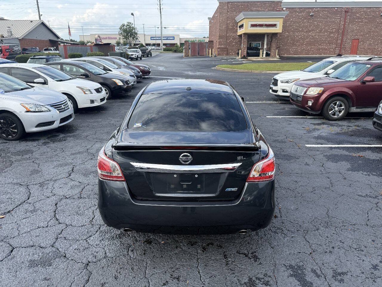 Used 2013 Nissan Altima 2.5 SL FWD image 11