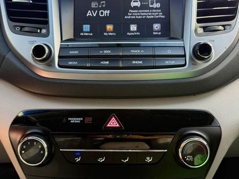 Used 2018 Hyundai Tucson SEL AWD/4WD image 30