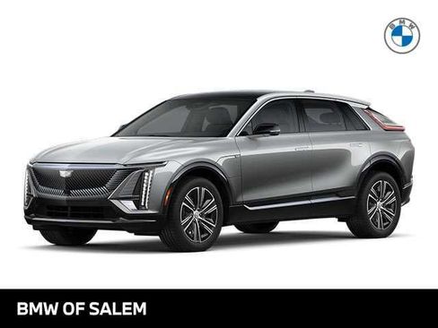 Used 2024 Cadillac Lyriq Luxury AWD/4WD image 1
