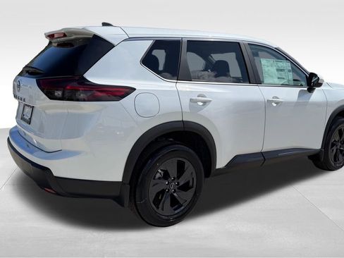New 2026 Nissan Rogue SV w/ Cold Weather Package FWD image 8