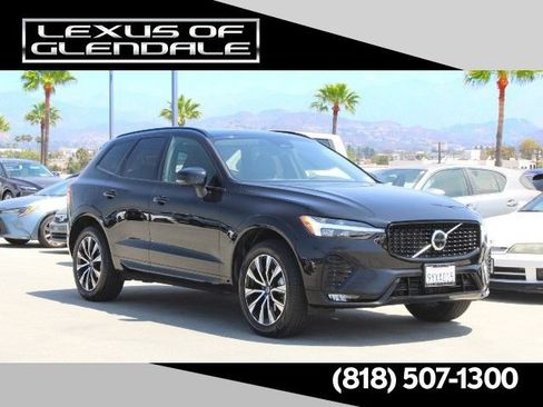 Used 2025 Volvo XC60 B5 Plus AWD/4WD image 1