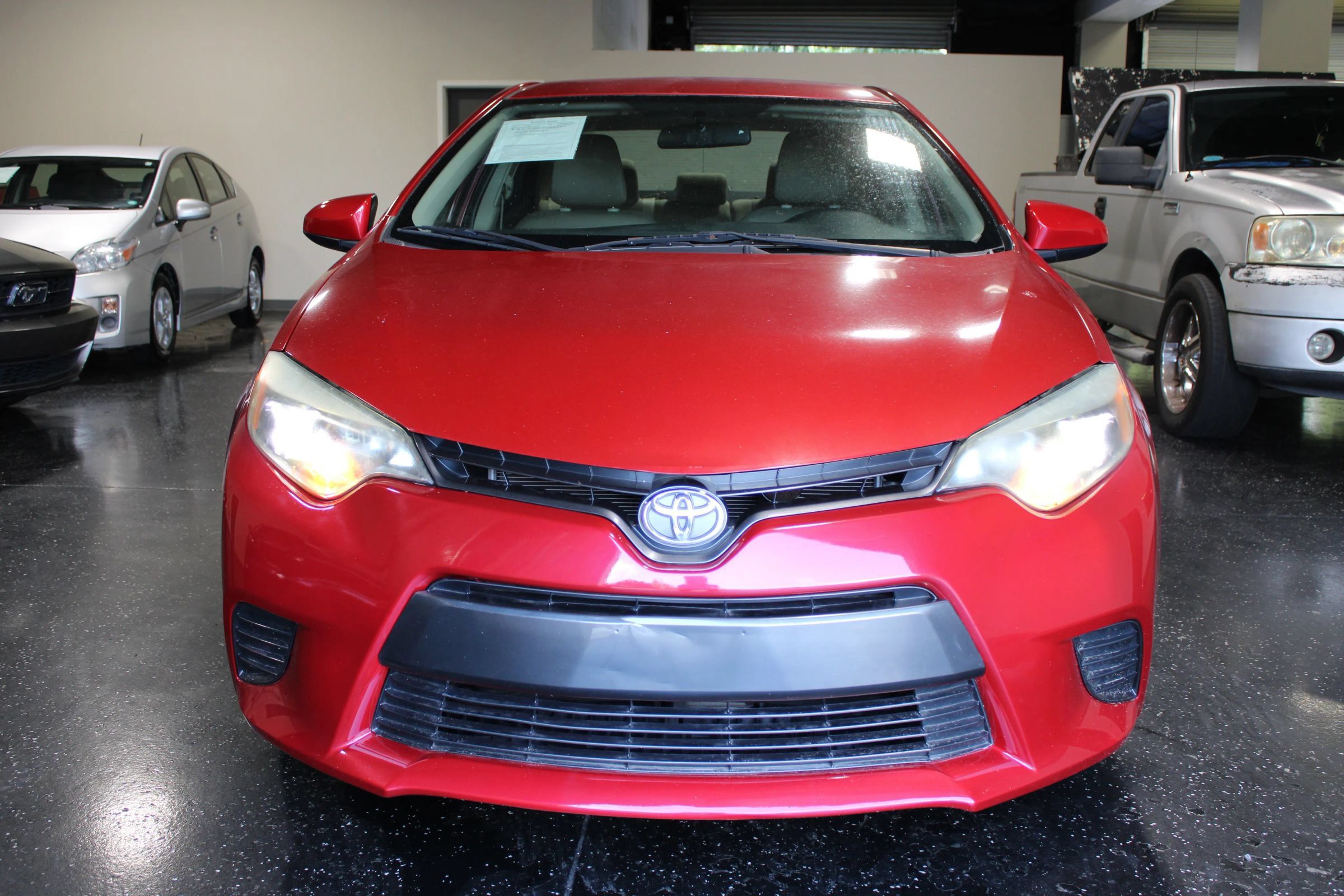Used 2016 Toyota Corolla LE FWD image 7