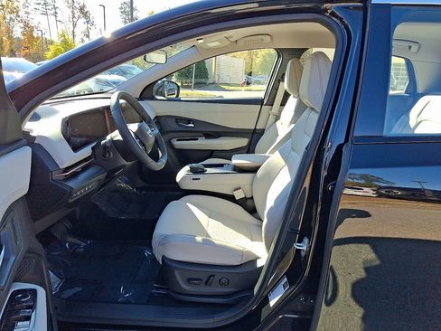 Used 2023 Nissan Ariya ENGAGE image 14