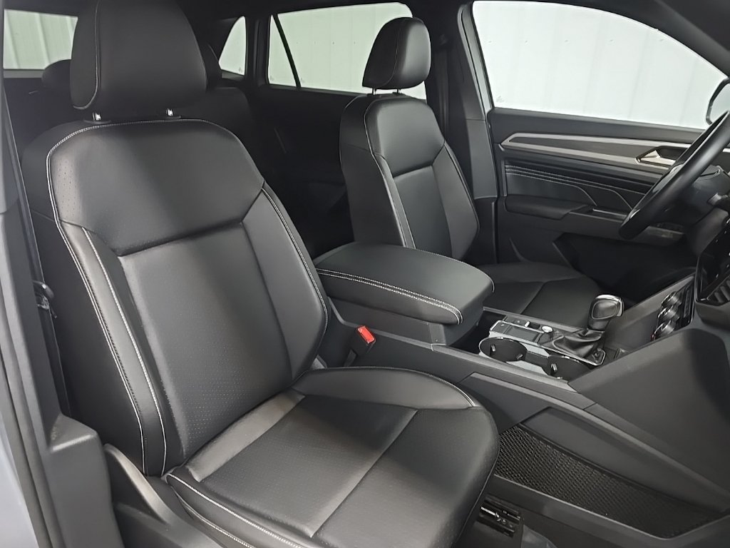 Used 2020 Volkswagen Atlas Cross Sport SEL FWD image 15